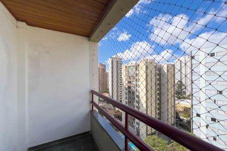 Apartamento à venda com 199m², 4 quartos e 4 vagasVaranda da Suíte 1