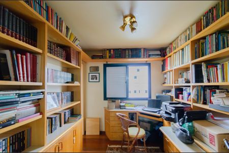 Apartamento à venda com 199m², 4 quartos e 4 vagasEscritório