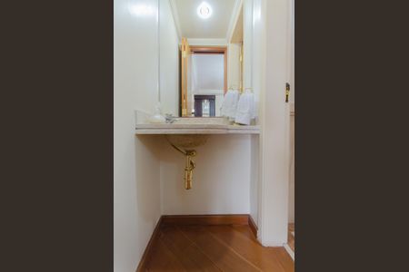 Apartamento à venda com 199m², 4 quartos e 4 vagasLavabo