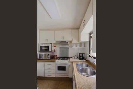 Apartamento à venda com 199m², 4 quartos e 4 vagasCozinha