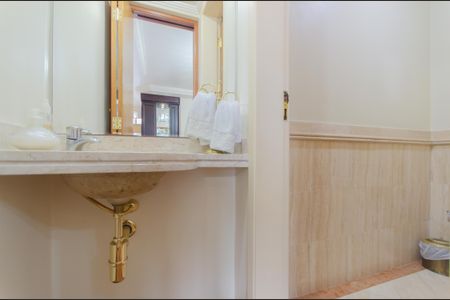 Apartamento à venda com 199m², 4 quartos e 4 vagasLavabo