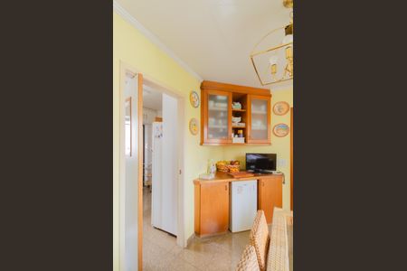 Apartamento à venda com 199m², 4 quartos e 4 vagasCopa