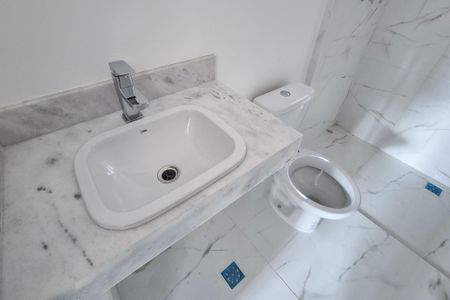 Apartamento à venda com 69m², 2 quartos e 2 vagasBanheiro Social