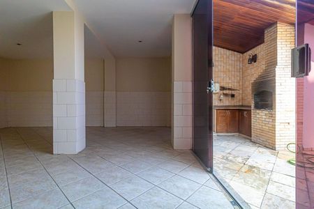 Casa de condomínio à venda com 241m², 3 quartos e 3 vagasÁrea comum