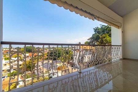 Varanda da Sala de casa de condomínio à venda com 3 quartos, 241m² em Anil, Rio de Janeiro
