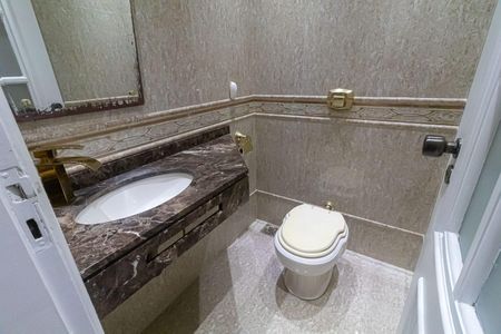 Lavabo de casa de condomínio à venda com 3 quartos, 241m² em Anil, Rio de Janeiro
