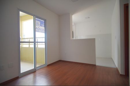 Sala de apartamento para alugar com 2 quartos, 42m² em Restinga, Novo Hamburgo