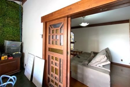 Casa à venda com 495m², 4 quartos e 3 vagas Casa à venda com 495m², 4 quartos e 3 vagasVaranda da Sala de Estar