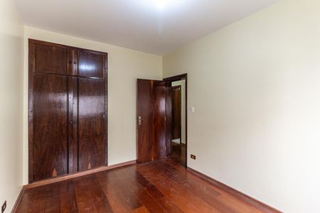 Apartamento à venda com 185m², 3 quartos e 2 vagasQuarto 2
