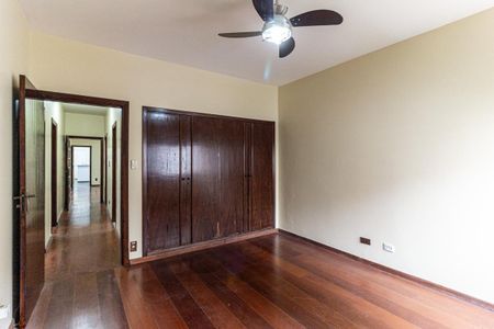 Apartamento à venda com 185m², 3 quartos e 2 vagasQuarto 1