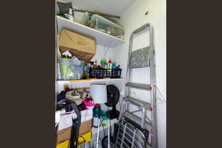 Apartamento à venda com 84m², 2 quartos e 1 vaga Apartamento à venda com 84m², 2 quartos e 1 vagaBanheiro de serviço