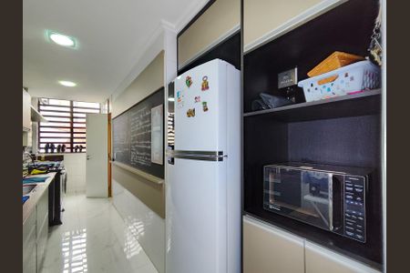 Apartamento à venda com 84m², 2 quartos e 1 vaga Apartamento à venda com 84m², 2 quartos e 1 vagaCozinha