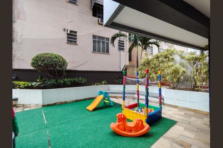 Apartamento à venda com 84m², 2 quartos e 1 vaga Apartamento à venda com 84m², 2 quartos e 1 vagaÁrea comum - Playground