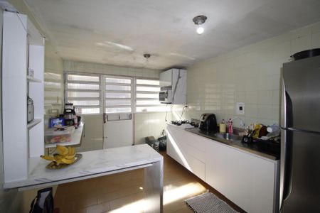 Casa à venda com 297m², 3 quartos e 1 vagaCozinha