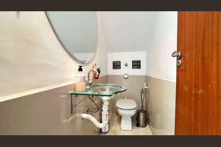 Casa à venda com 120m², 3 quartos e 3 vagas