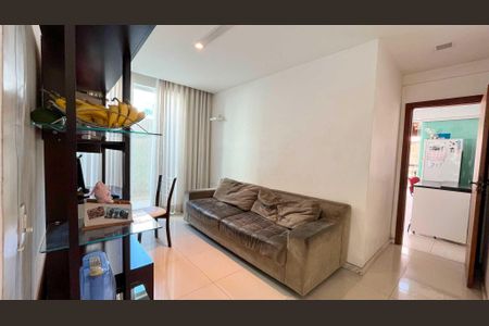 Casa à venda com 120m², 3 quartos e 3 vagas