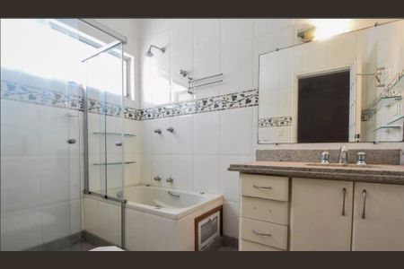 Casa à venda com 4 quartos, 635m² em Jardim Marajoara, São Paulo