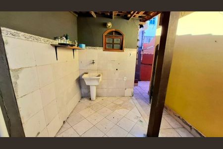 Casa à venda com 2 quartos, 95m² em Piratininga, Niterói