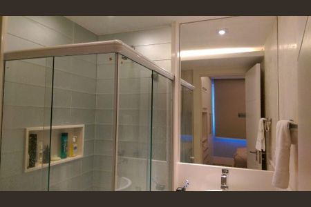 Apartamento à venda com 2 quartos, 68m² em Itaipu, Niterói