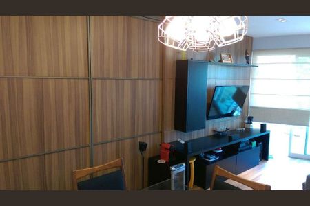 Apartamento à venda com 2 quartos, 68m² em Itaipu, Niterói