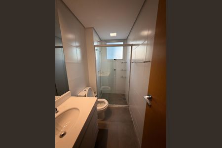 Apartamento à venda com 74m², 2 quartos e 2 vagas Apartamento à venda com 74m², 2 quartos e 2 vagasBanheiro
