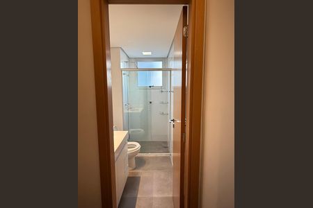 Apartamento à venda com 74m², 2 quartos e 2 vagas Apartamento à venda com 74m², 2 quartos e 2 vagasBanheiro