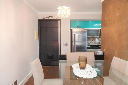 Apartamento à venda com 70m², 2 quartos e 2 vagasSala