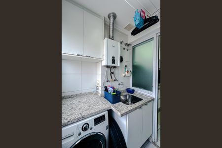 Apartamento à venda com 68m², 2 quartos e 2 vagasÁrea de Serviço