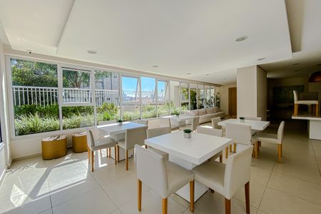 Apartamento à venda com 68m², 2 quartos e 2 vagasÁrea comum - Salão de festas