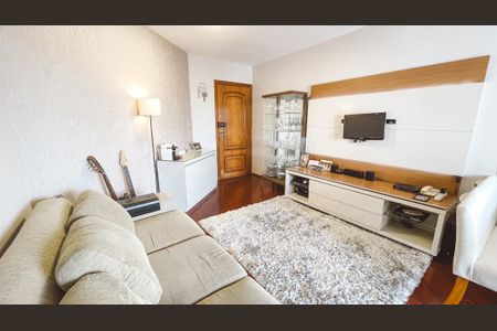 Apartamento à venda com 53m², 2 quartos e 1 vagaSala