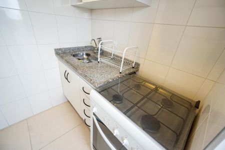 Apartamento para alugar com 48m², 2 quartos e 1 vaga Apartamento para alugar com 48m², 2 quartos e 1 vagaPia fogão
