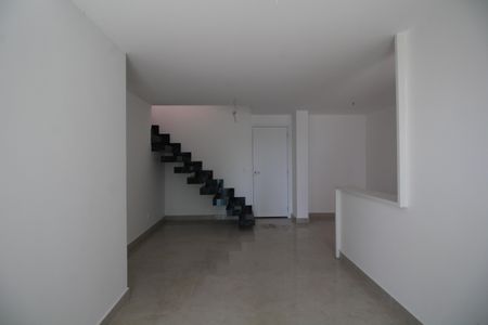 Apartamento à venda com 144m², 3 quartos e 1 vagaSala