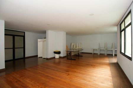 Apartamento à venda com 55m², 2 quartos e 1 vagaÁrea Comum - Salão de Festas