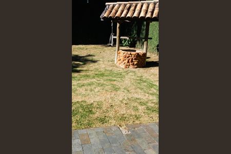 Casa à venda com 264m², 4 quartos e 4 vagas Casa à venda com 264m², 4 quartos e 4 vagasÁrea externa