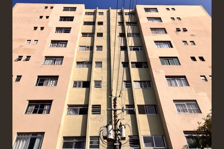 Apartamento à venda com 77m², 2 quartos e sem vagaFachada