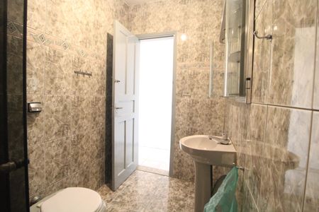 Casa para alugar com 100m², 2 quartos e 1 vagaBanheiro