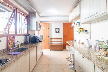 Casa à venda com 175m², 3 quartos e 2 vagasCozinha