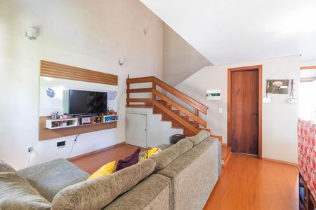 Sala de casa à venda com 3 quartos, 175m² em Partenon, Porto Alegre