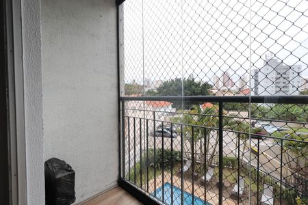 Apartamento para alugar com 65m², 2 quartos e 1 vagaSacada