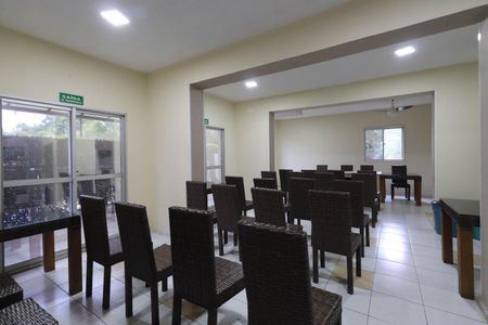 Apartamento para alugar com 65m², 2 quartos e 1 vagaÁrea comum - Salão de festas