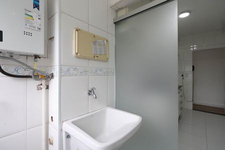 Apartamento para alugar com 65m², 2 quartos e 1 vagaÁrea de Serviço