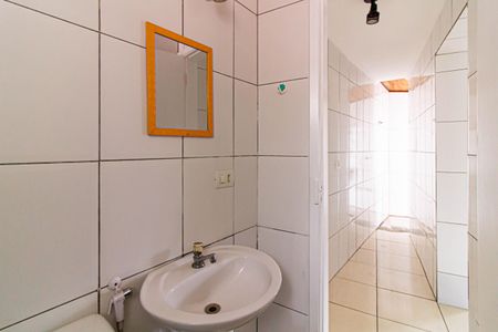 Casa para alugar com 63m², 2 quartos e sem vagaBanheiro