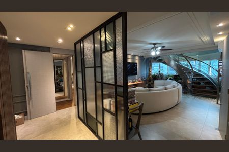 Apartamento à venda com 300m², 3 quartos e 5 vagasSala