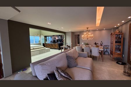 Apartamento à venda com 300m², 3 quartos e 5 vagasSala 2