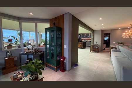 Apartamento à venda com 300m², 3 quartos e 5 vagasSala 2