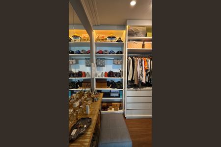 Apartamento à venda com 300m², 3 quartos e 5 vagasSuíte 3 Closet