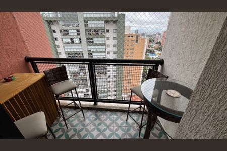 Apartamento à venda com 300m², 3 quartos e 5 vagasSuíte 2 Varanda