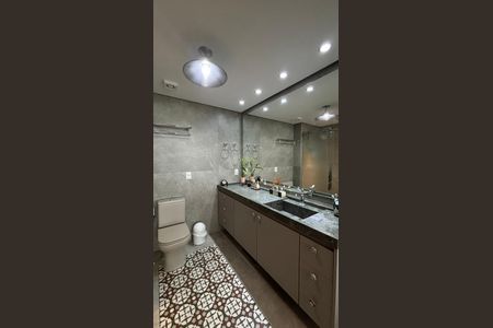 Apartamento à venda com 300m², 3 quartos e 5 vagasBanheiro da Suíte 3