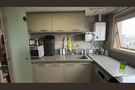 Apartamento à venda com 300m², 3 quartos e 5 vagasÁrea de Serviço