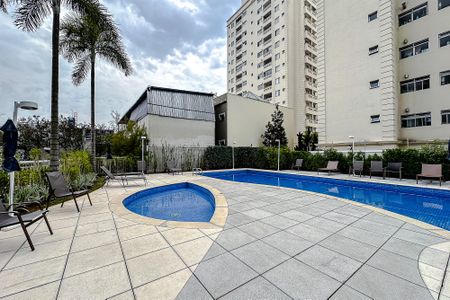 Apartamento para alugar com 122m², 3 quartos e 2 vagasÁrea comum - Piscina